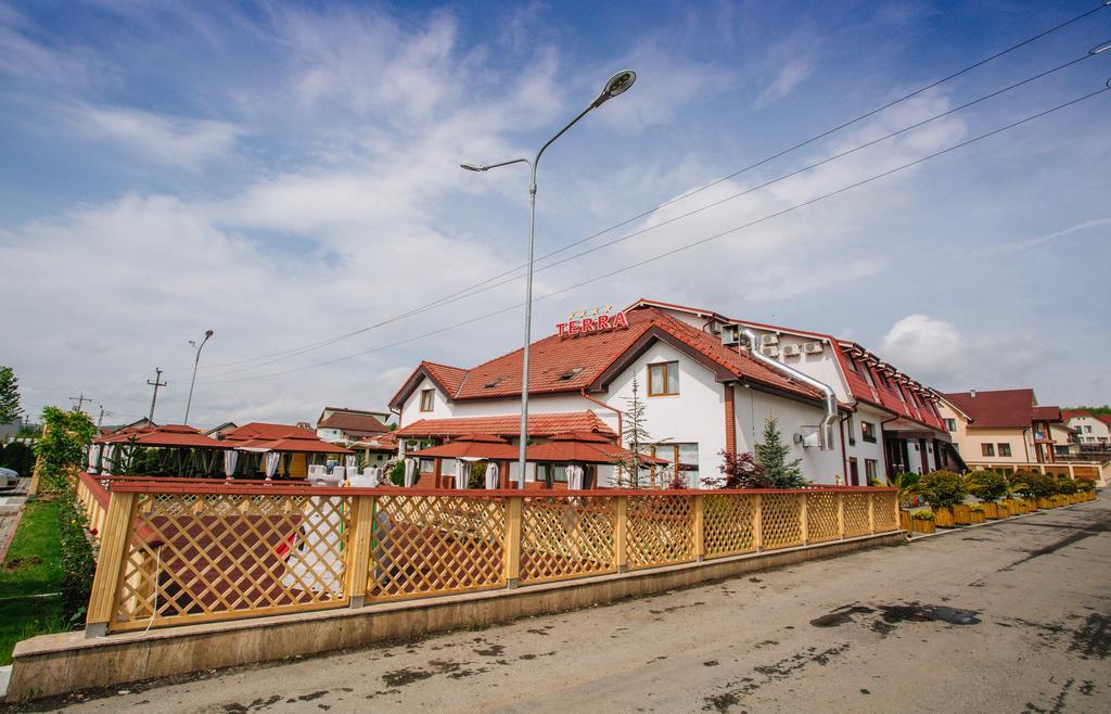 Pensiunea Terra Bistriţa Exterior foto