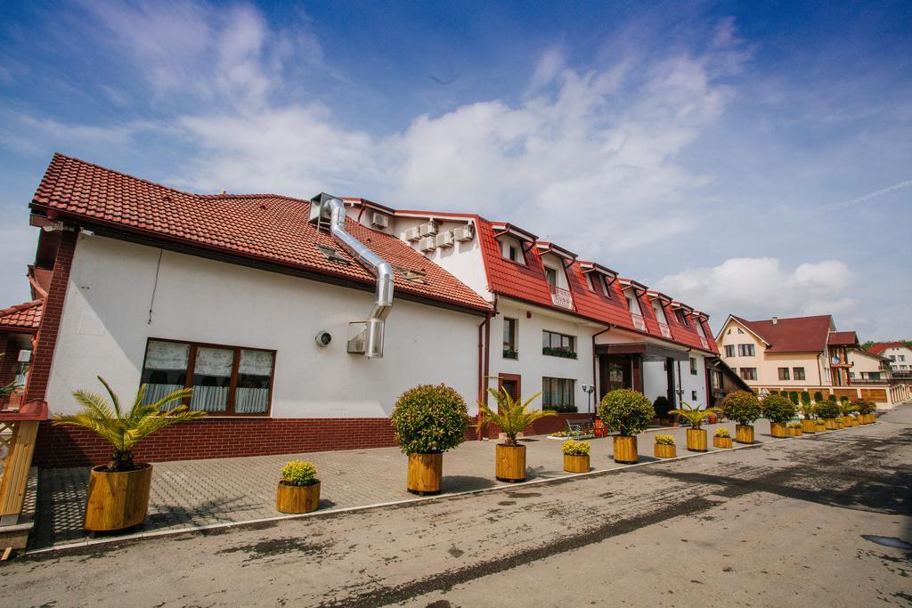 Pensiunea Terra Bistriţa Exterior foto